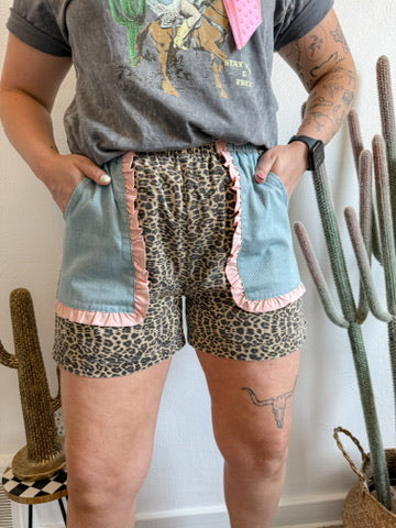 WILD GAL SHORTS